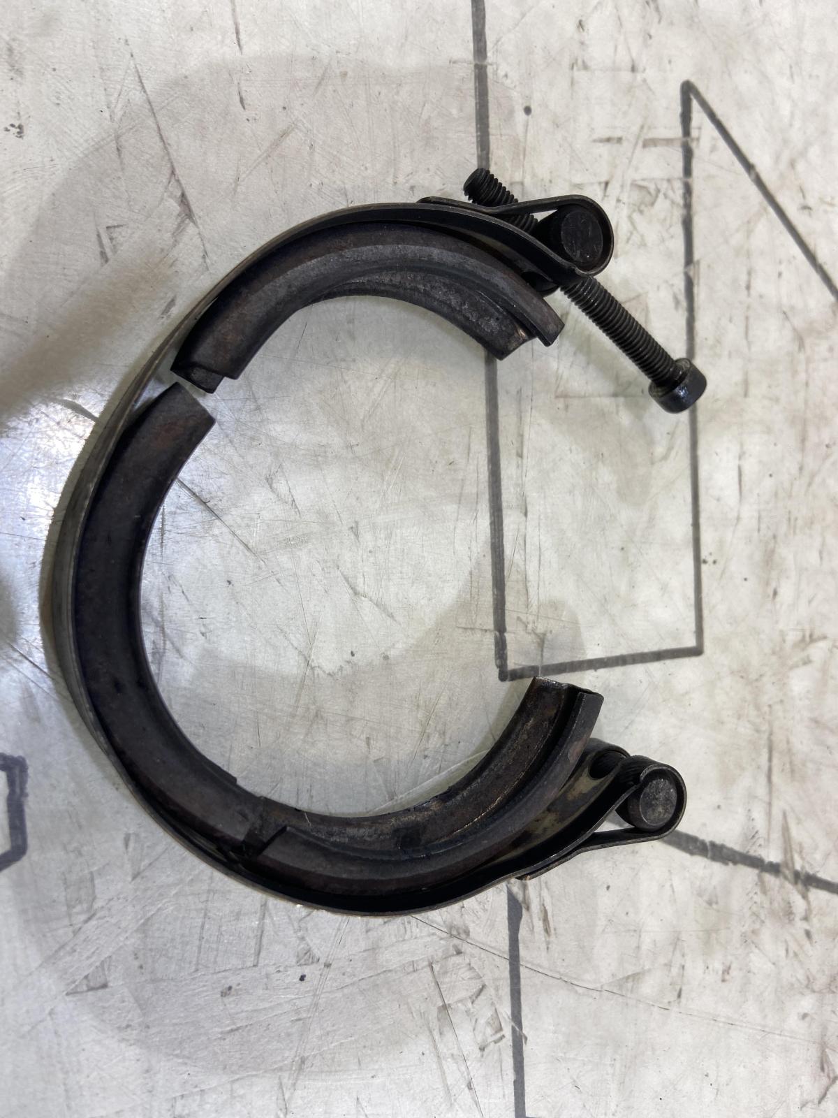 Хомут 7H0253725A Volkswagen Touareg I