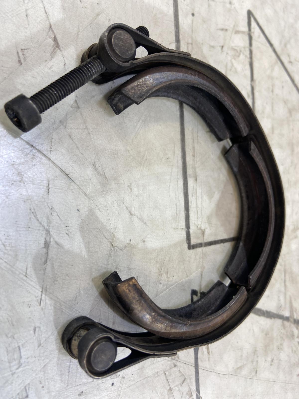 Хомут 7H0253725A Volkswagen Touareg I