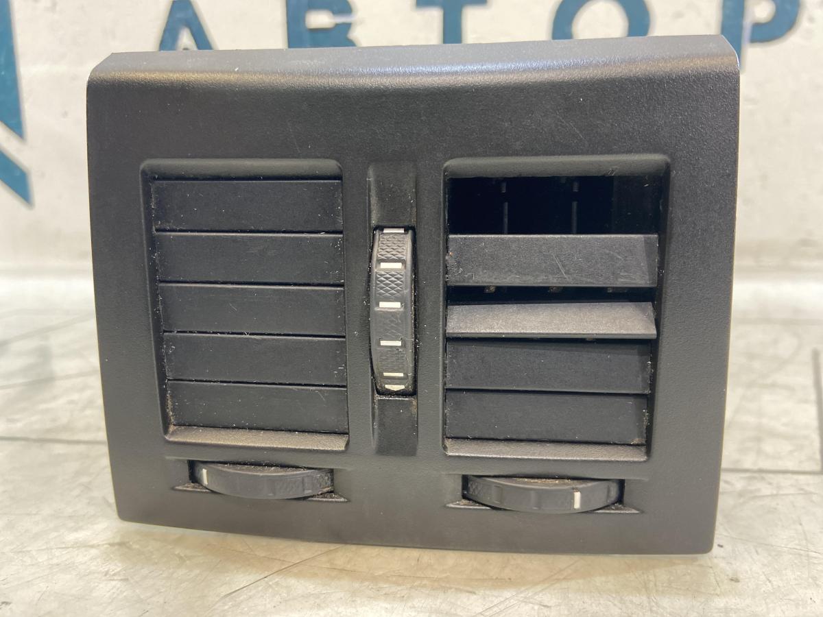 Дефлектор обдува задний 1Z0819203 Skoda Octavia II рест