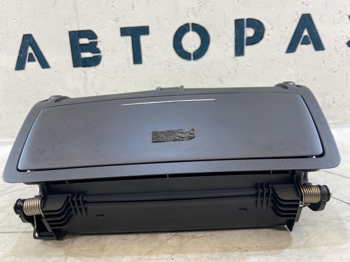 Дефлектор обдува салона 1Z0820951 Skoda Octavia II рест