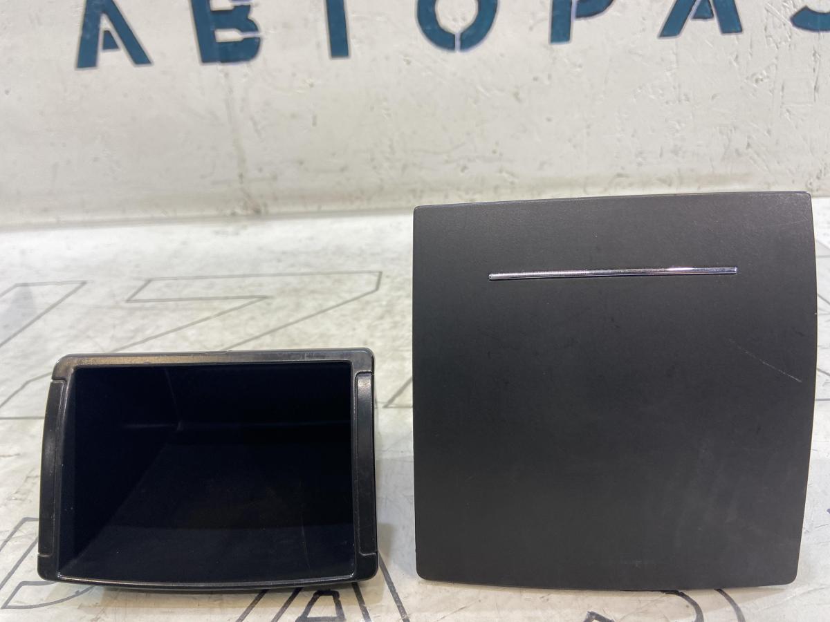 Вещевое отделение 1Z0863284 Skoda Octavia II рест