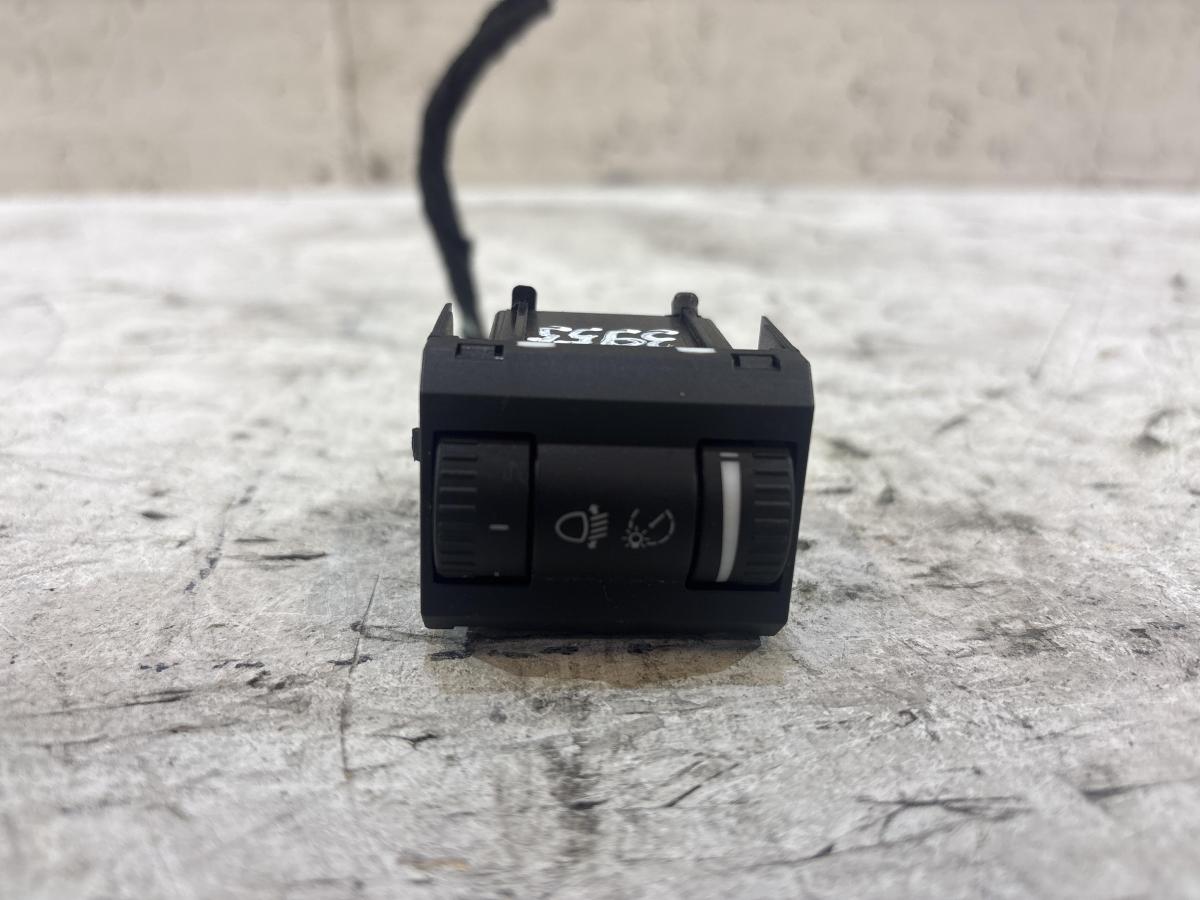 Переключатель корректорафар 1Z0941333 Skoda Octavia II рест