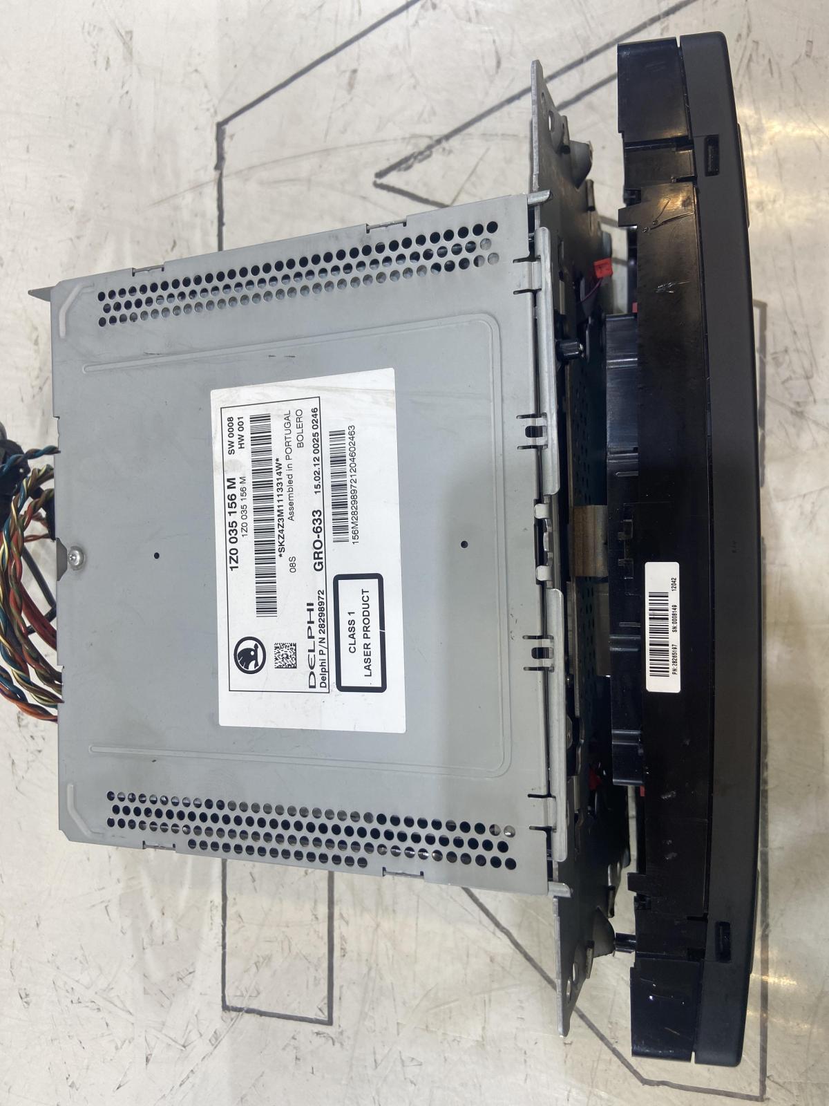 Магнитола 1Z0035156M Skoda Octavia II рест