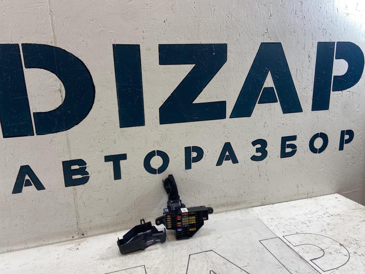 Блок предохранителей 1K2941824 Skoda Octavia II рест