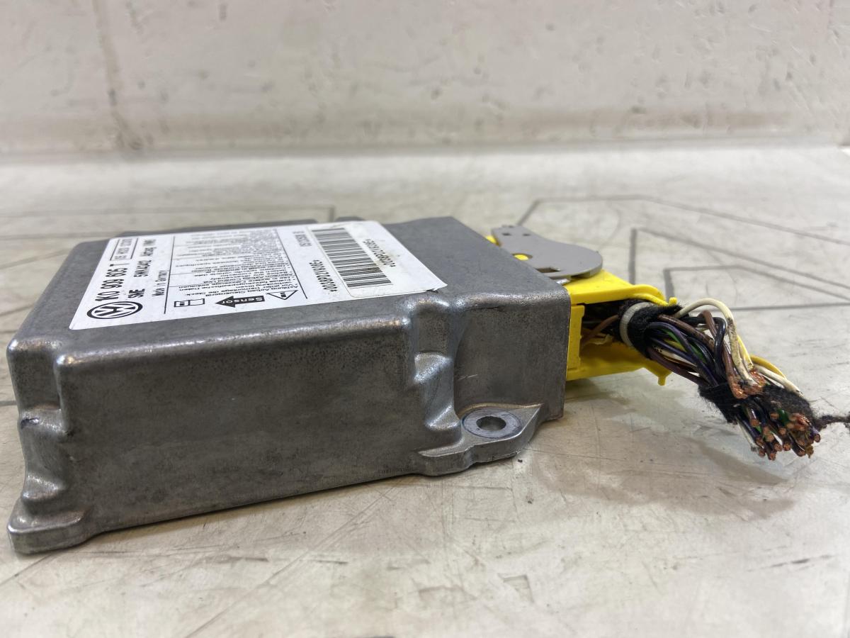 Блок управления airbag 1K0909605T Skoda Octavia II рест