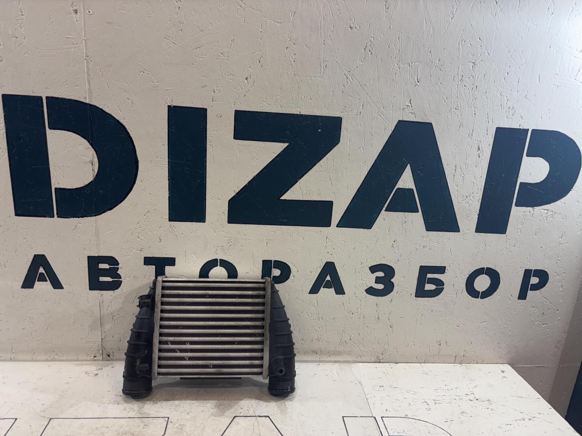 Интеркулер 8E0145806M Audi A4 B6