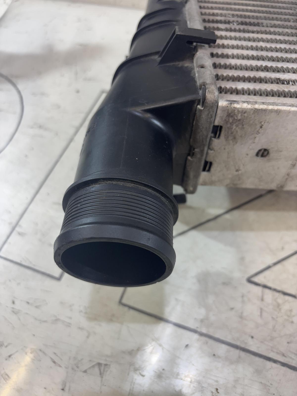 Интеркулер 8E0145805AA Audi A4 B6