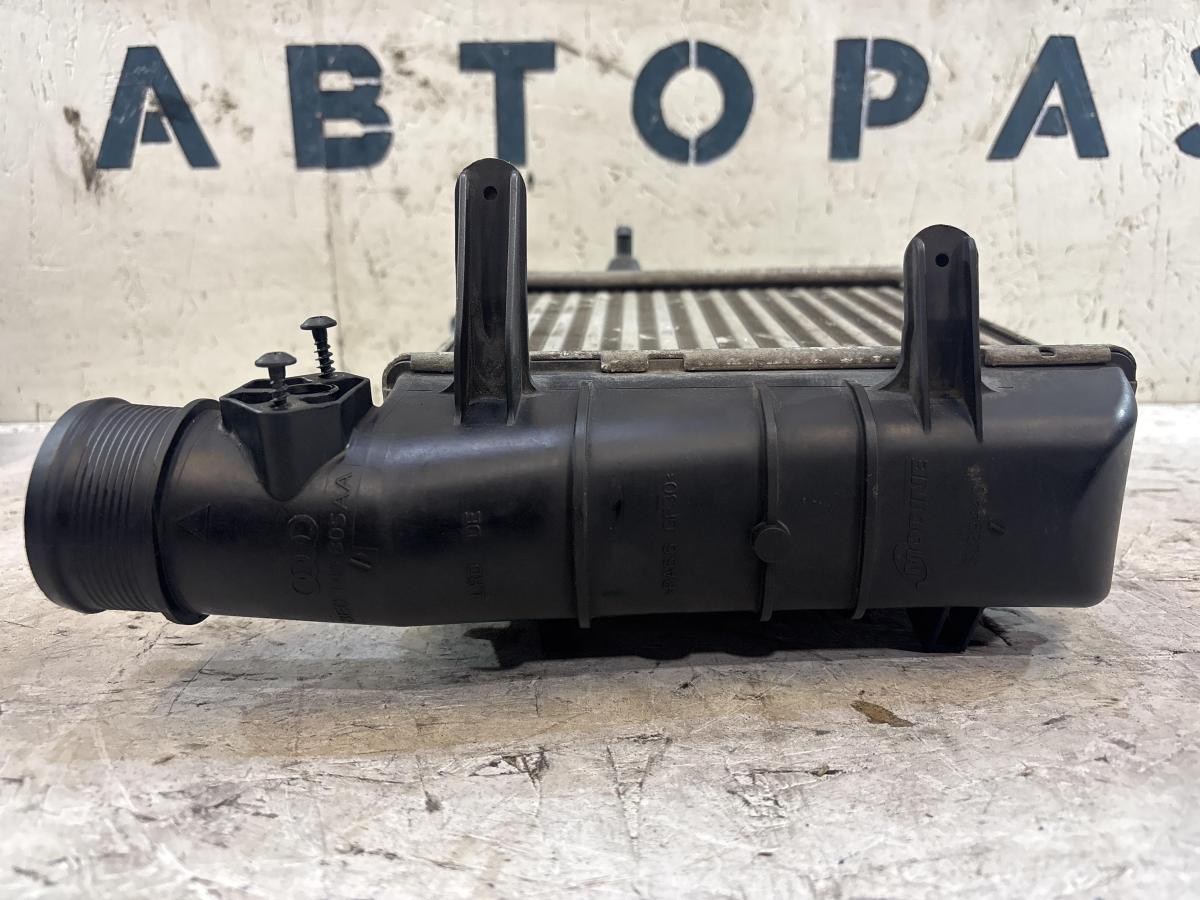 Интеркулер 8E0145805AA Audi A4 B6
