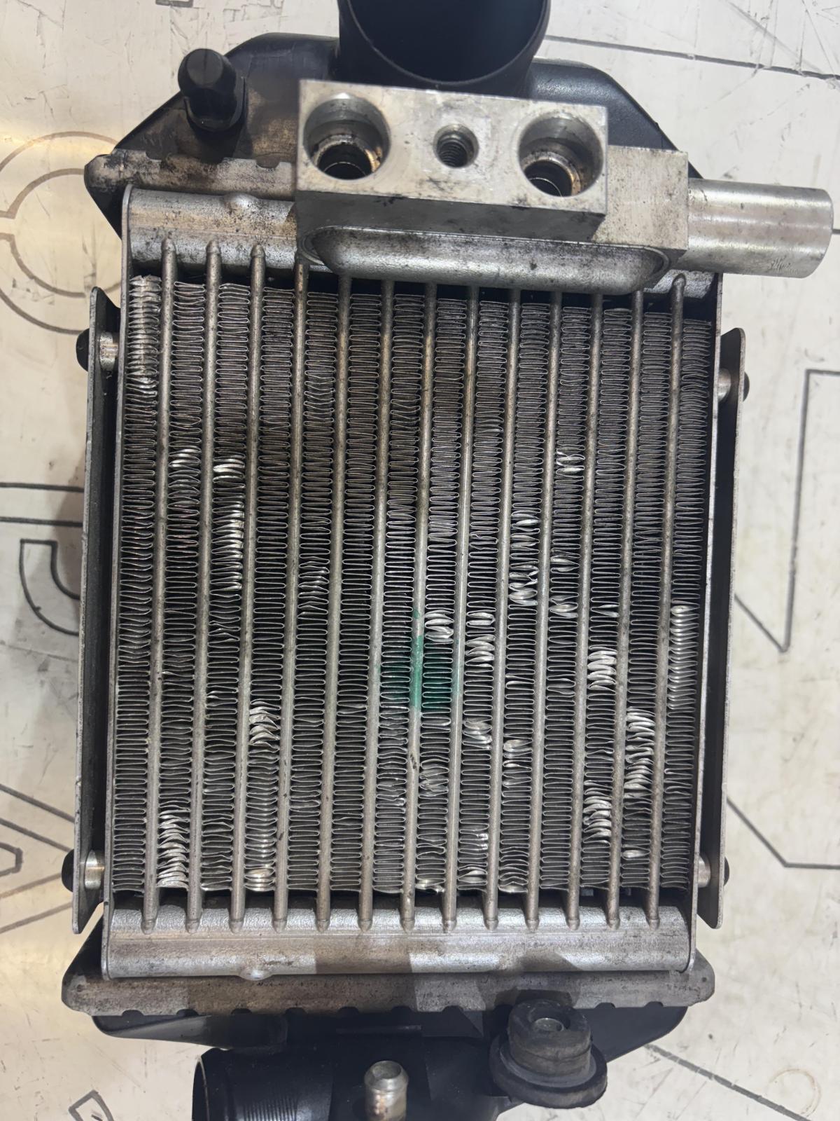 Интеркулер 078145805N 