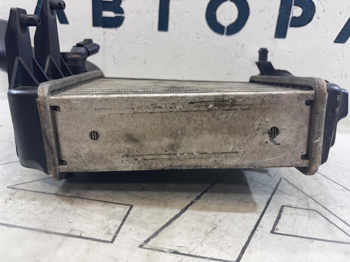 Интеркулер 8E0145805Q Audi A4 B6