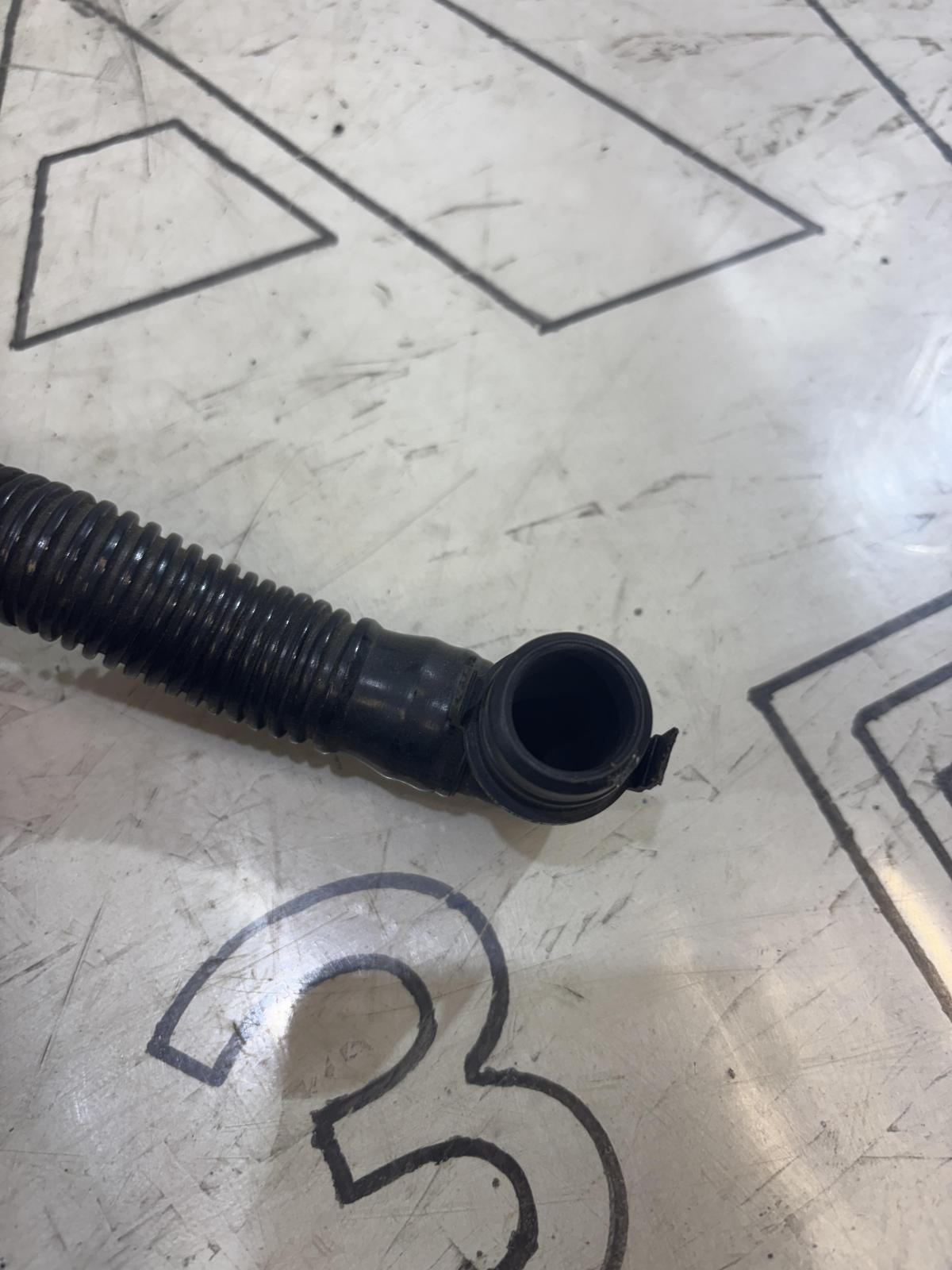 Насос вторичного воздуха 8E0906613D