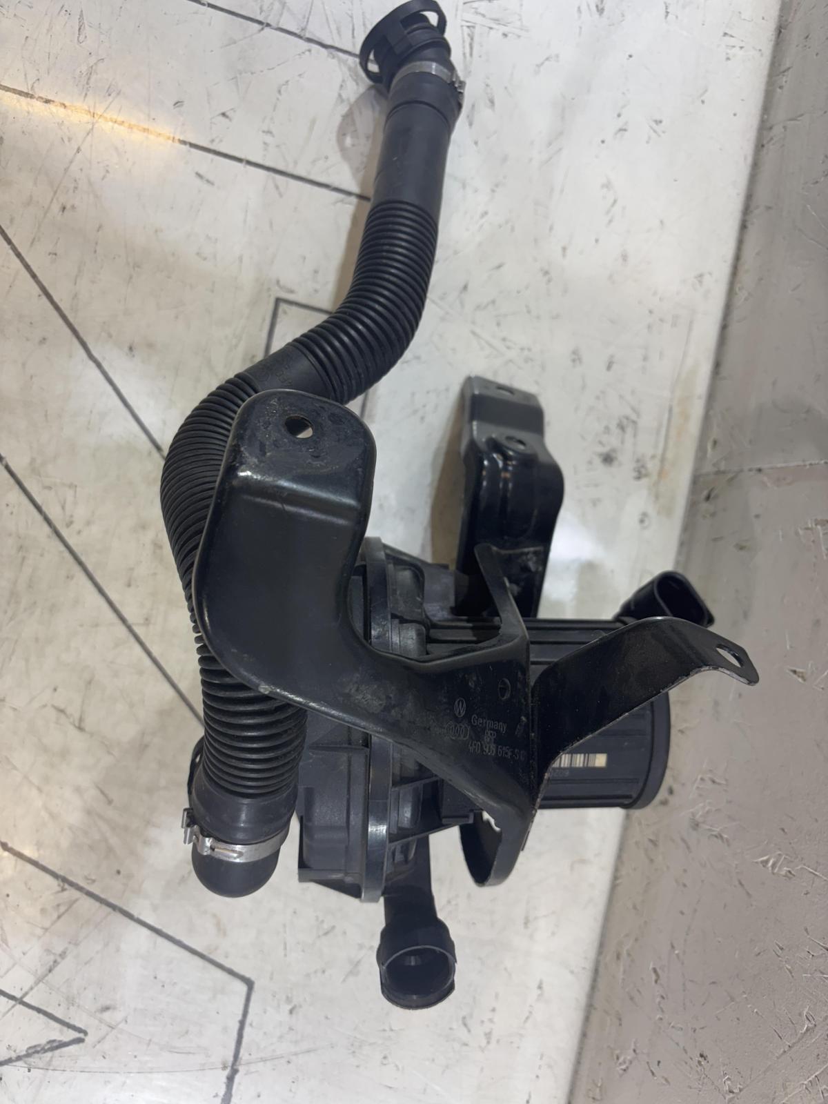 Насос вторичного воздуха 06A959253B 