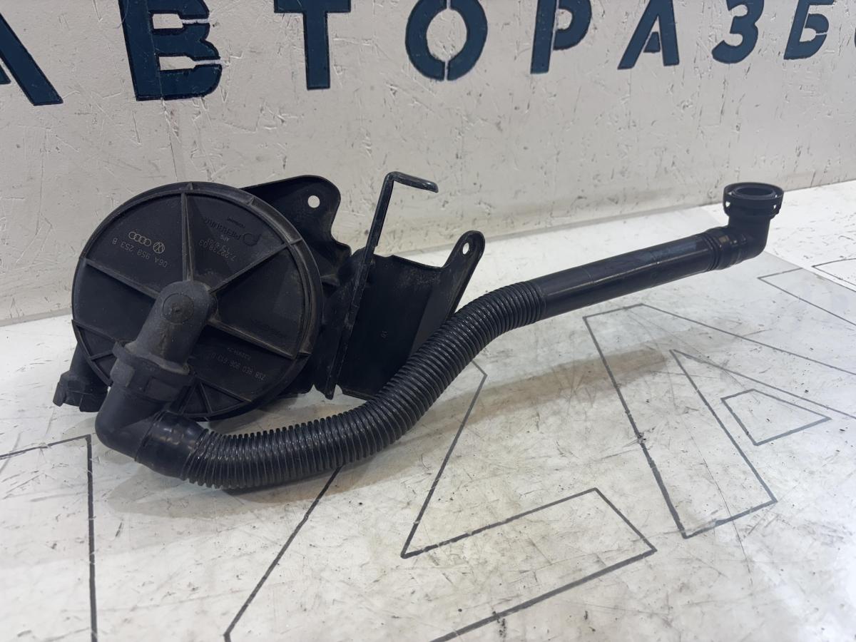 Насос вторичного воздуха 8E0906613D