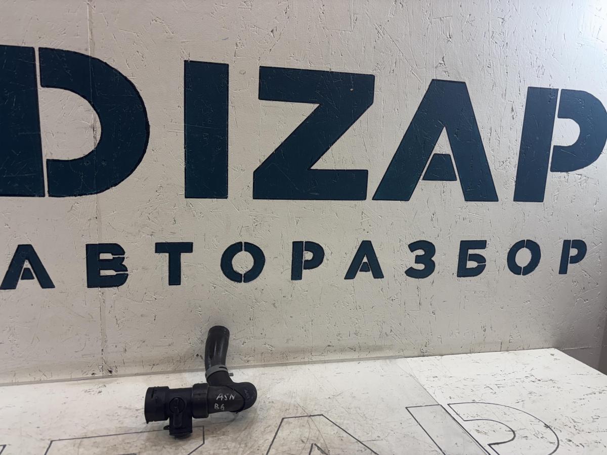 Шланг системы охлаждения 8E0121049G