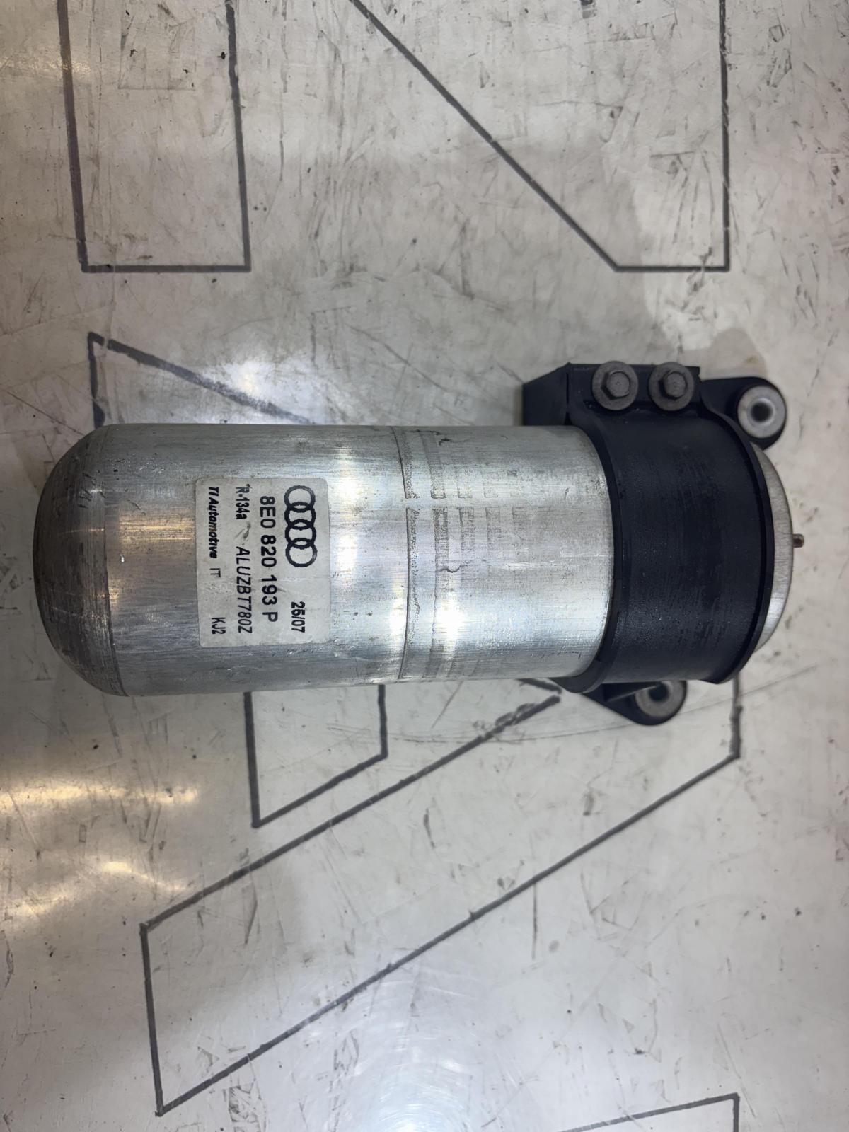 Осушитель системы кондиционирования 8E0820193P Audi A4 B6