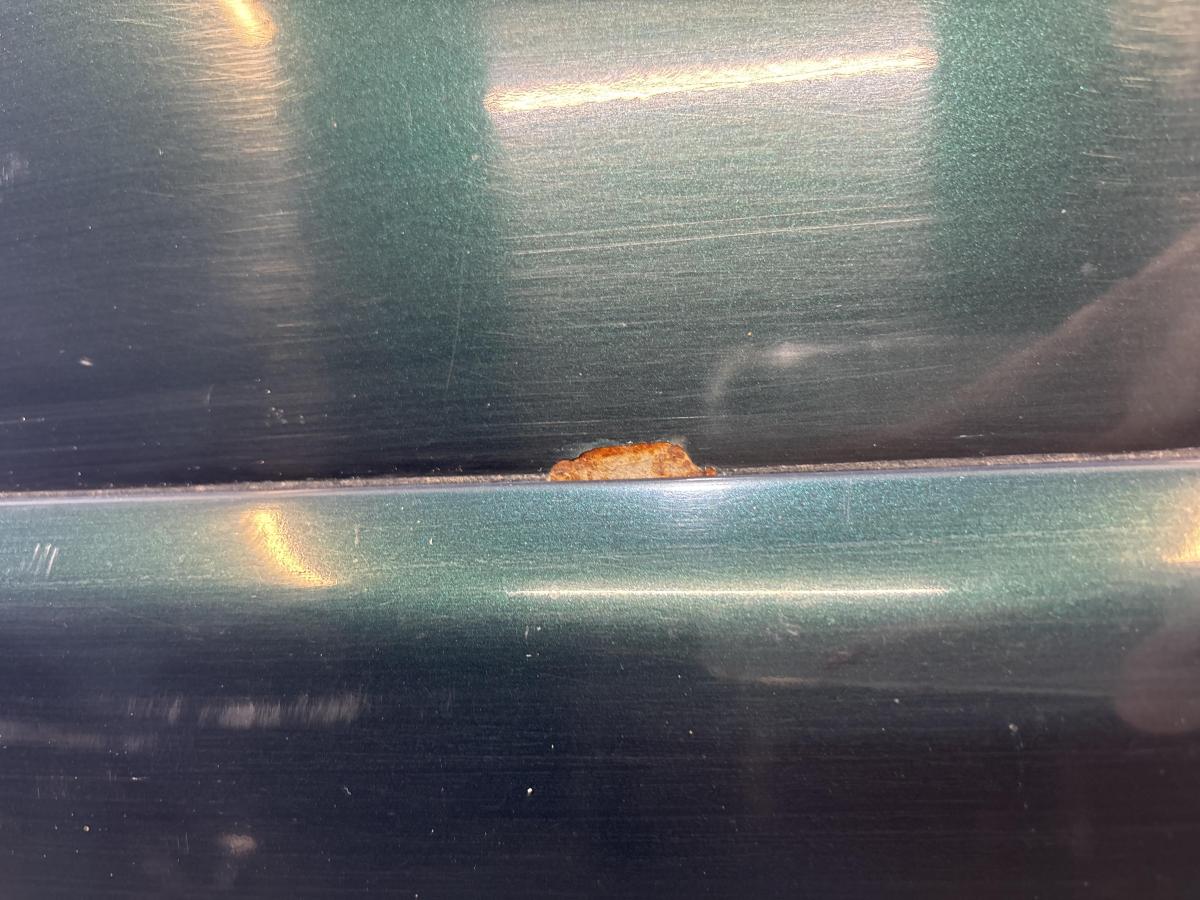 Дверь передняя левая 4A0831051A Audi A6 C4