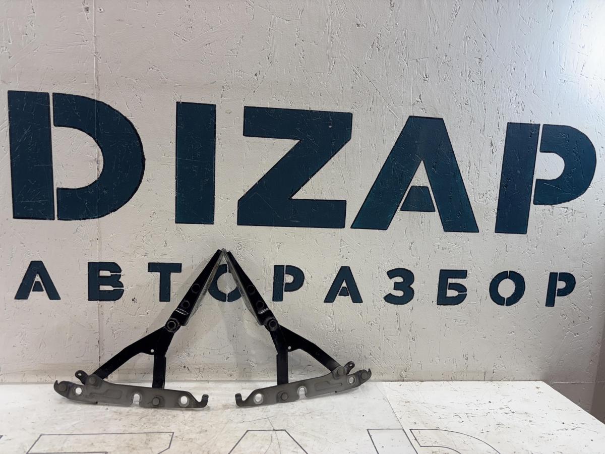 Петли крышки багажника  левая правая 4F5827302 Audi A6 C6