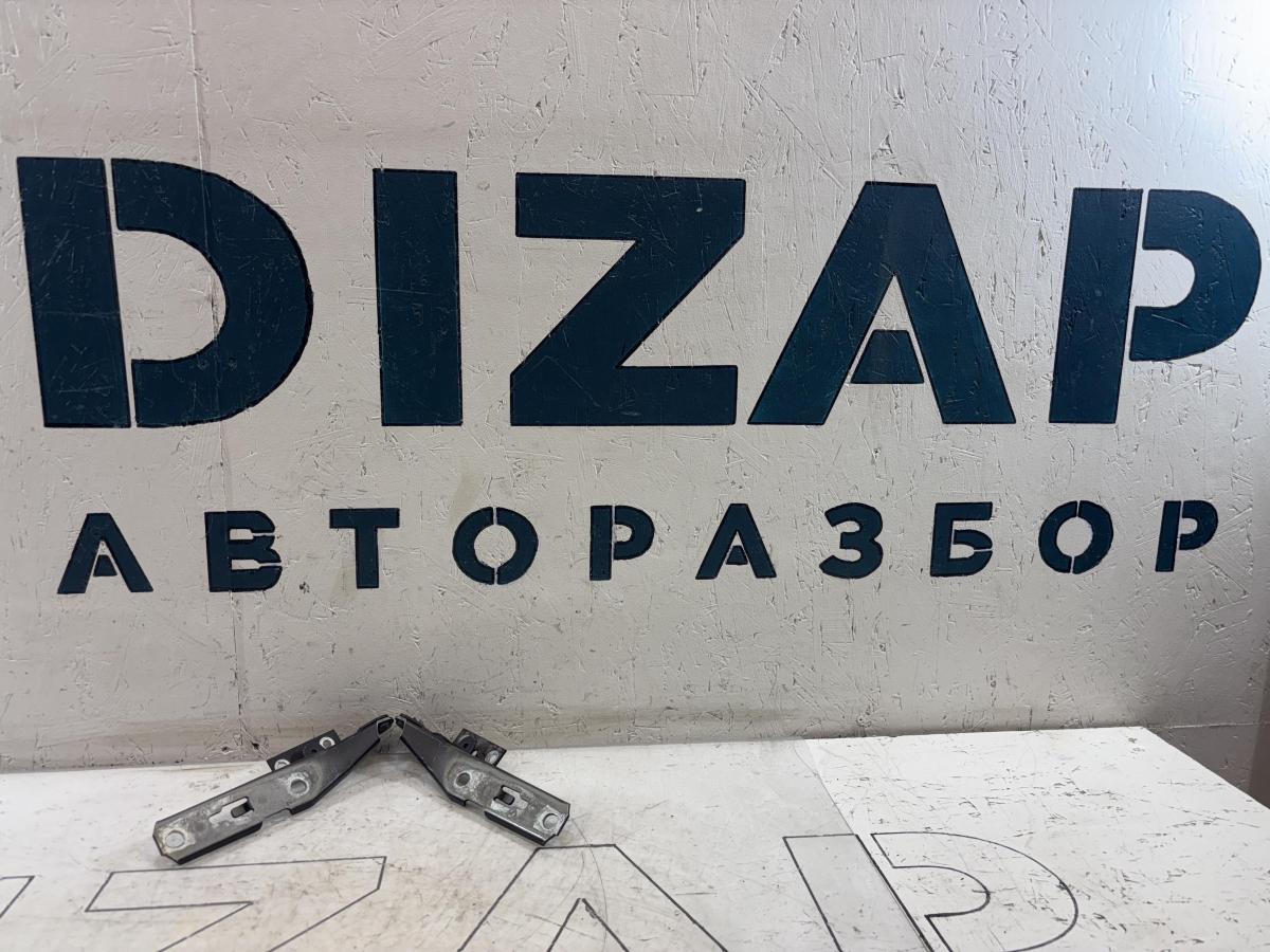 Петли капота левая правая 8E0823302E, 8E0823301E