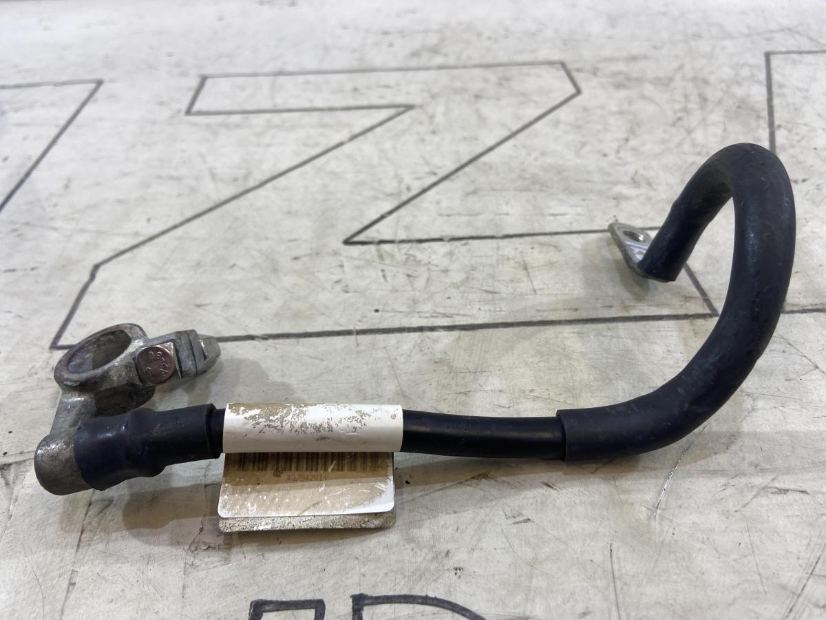 Клемма аккумулятора минус 1K0971235 Skoda Octavia II рест