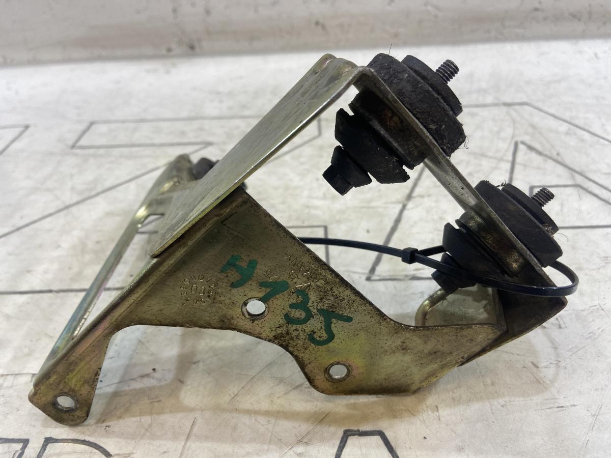 Кронштейн блока ABS 7L0614125 Volkswagen Touareg I