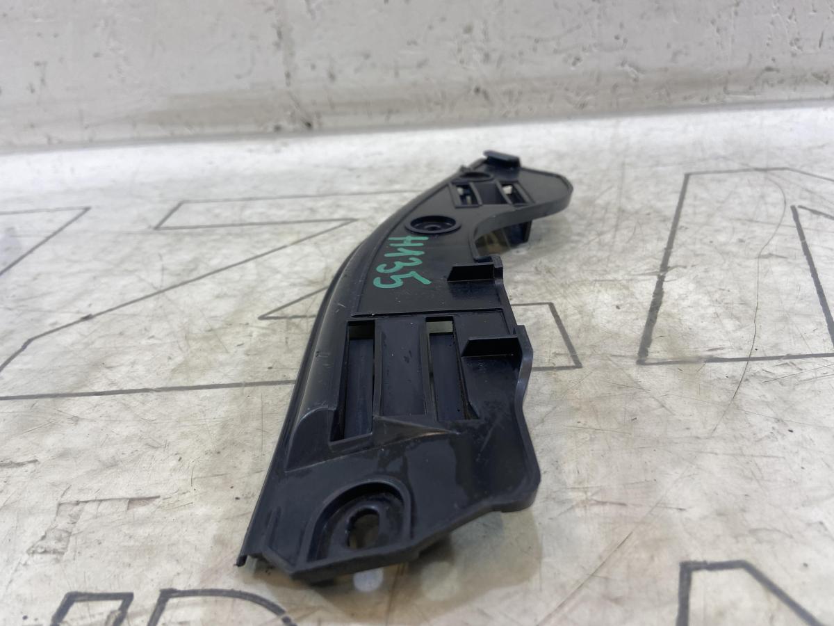 Кронштейн заднего бампера левый 7L6807393