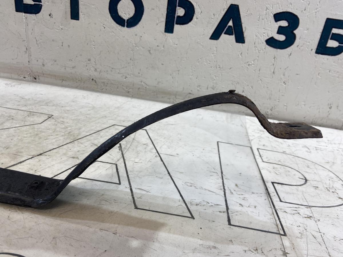 Лента крепления бензобака 7L0201392