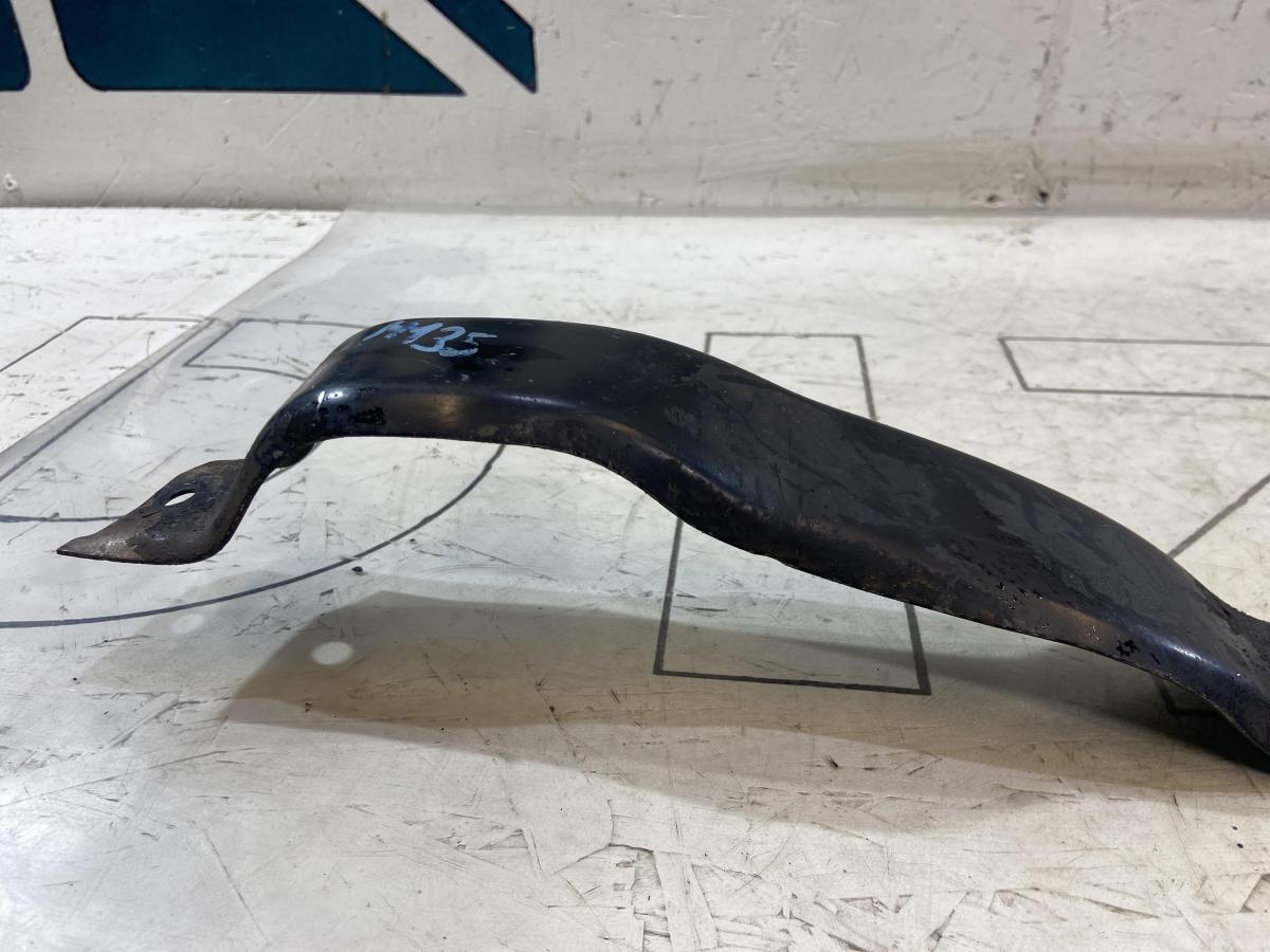 Лента крепления бензобака 7L0201392