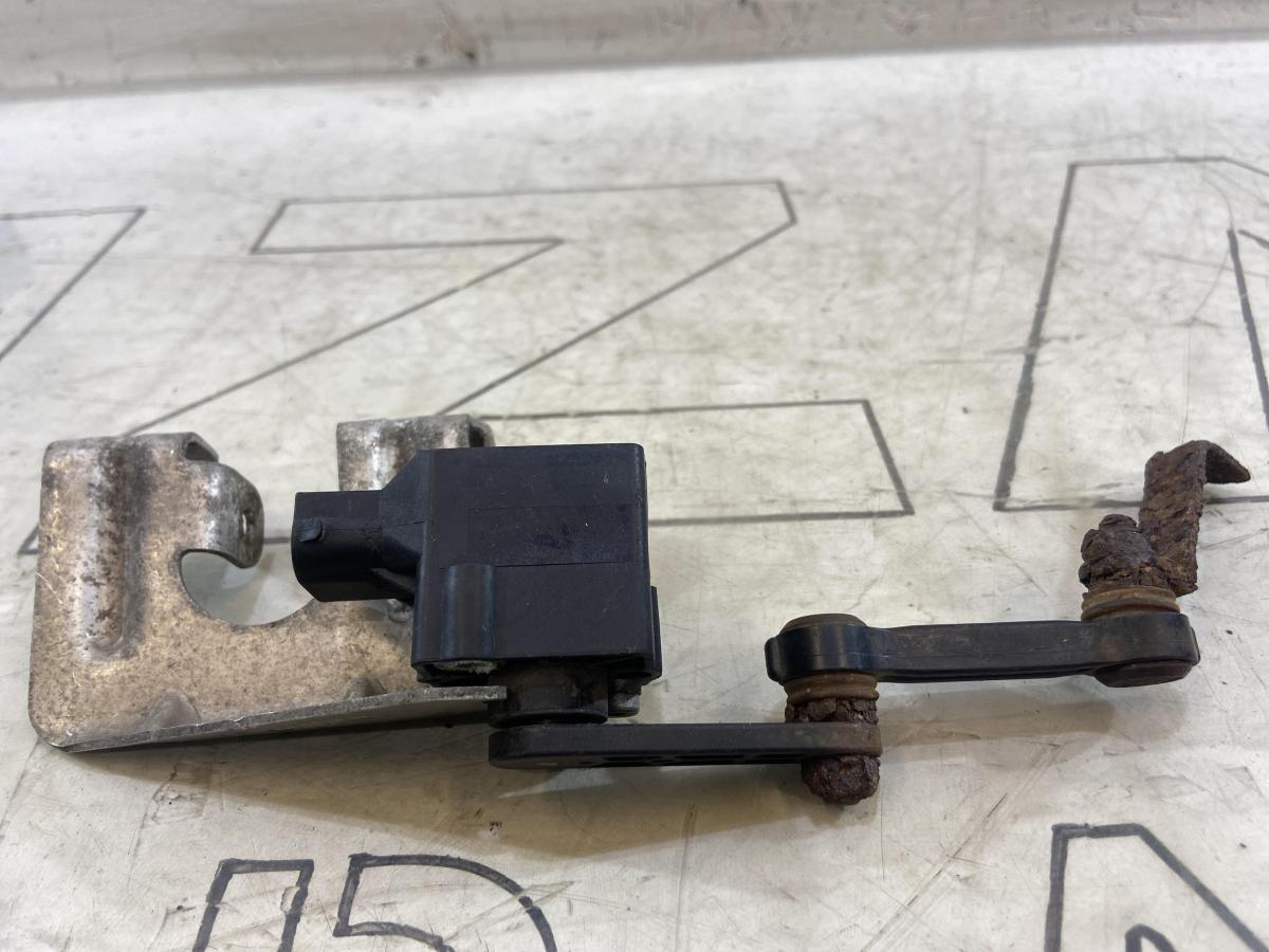 Датчик дорожного просвета 4B0907503 Audi A6 C5 / A6 C5 Allroad