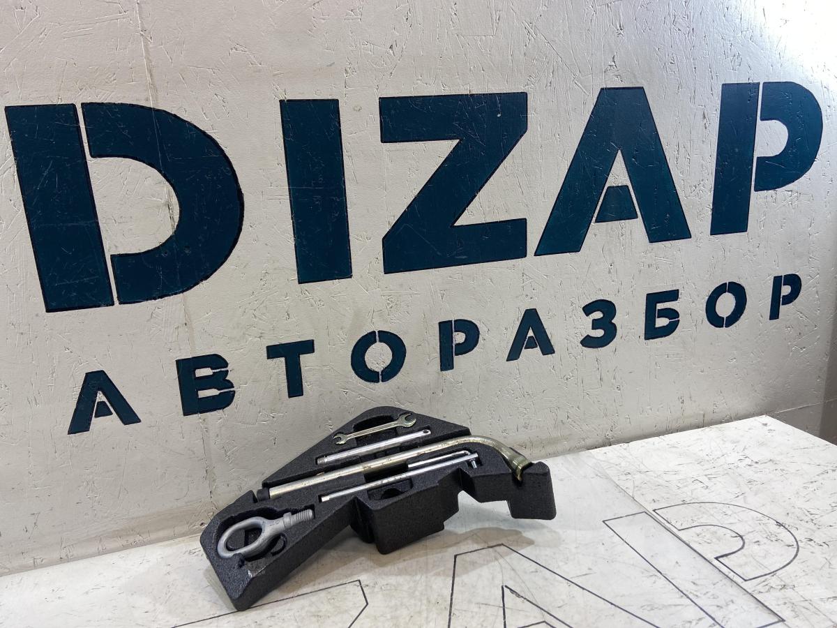 Инструментальный ящик 7L0012113