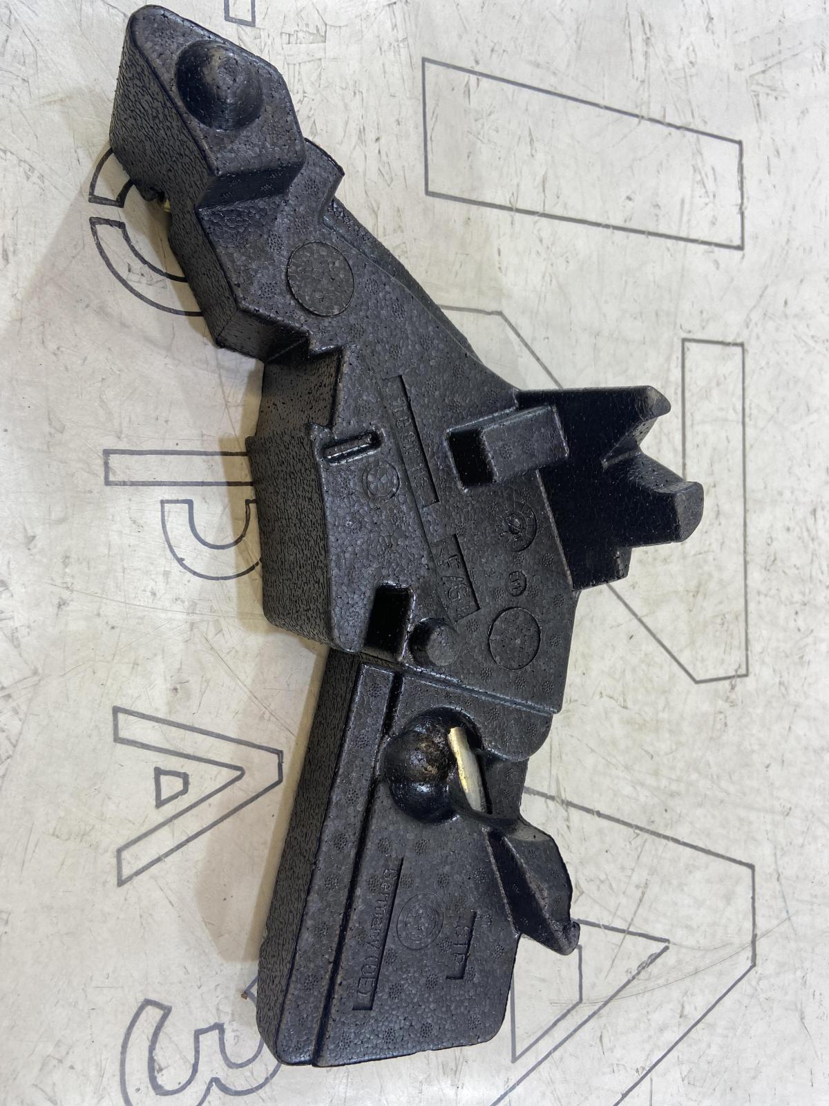 Инструментальный ящик 7L0012113