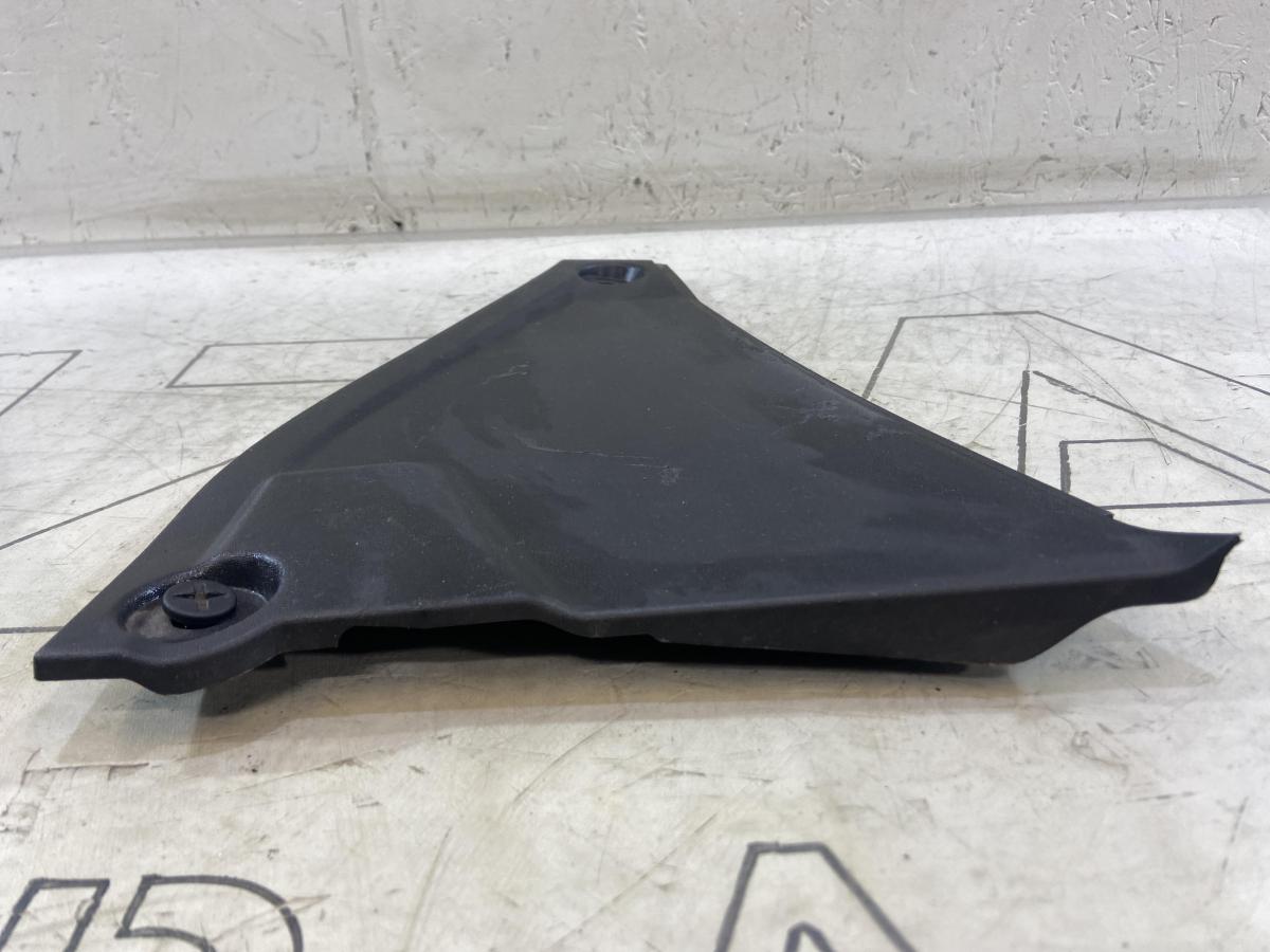 Вставка в жабо 7L6819730A