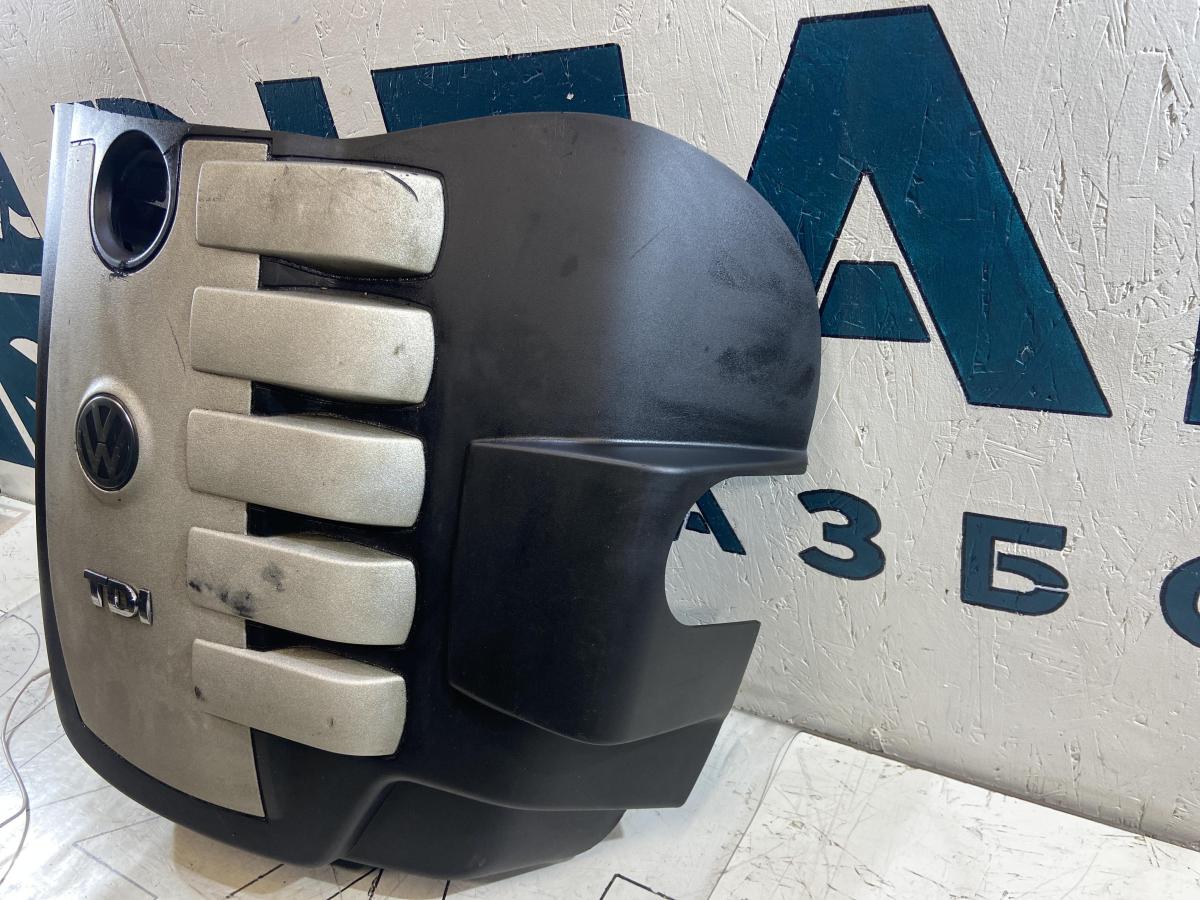 Накладка декоративная на двигатель 070103926A Volkswagen Touareg I