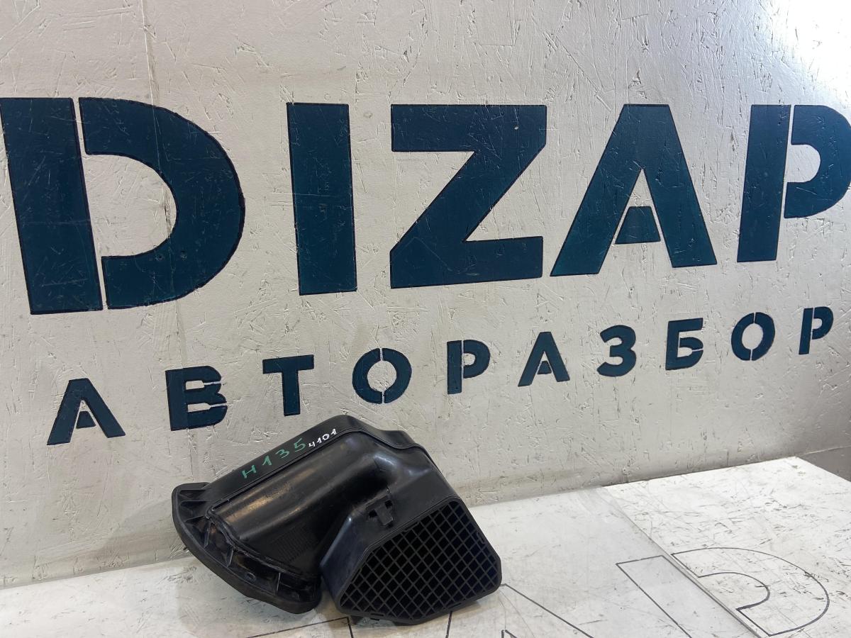 Воздухозаборник 7L0819049A Volkswagen Touareg I