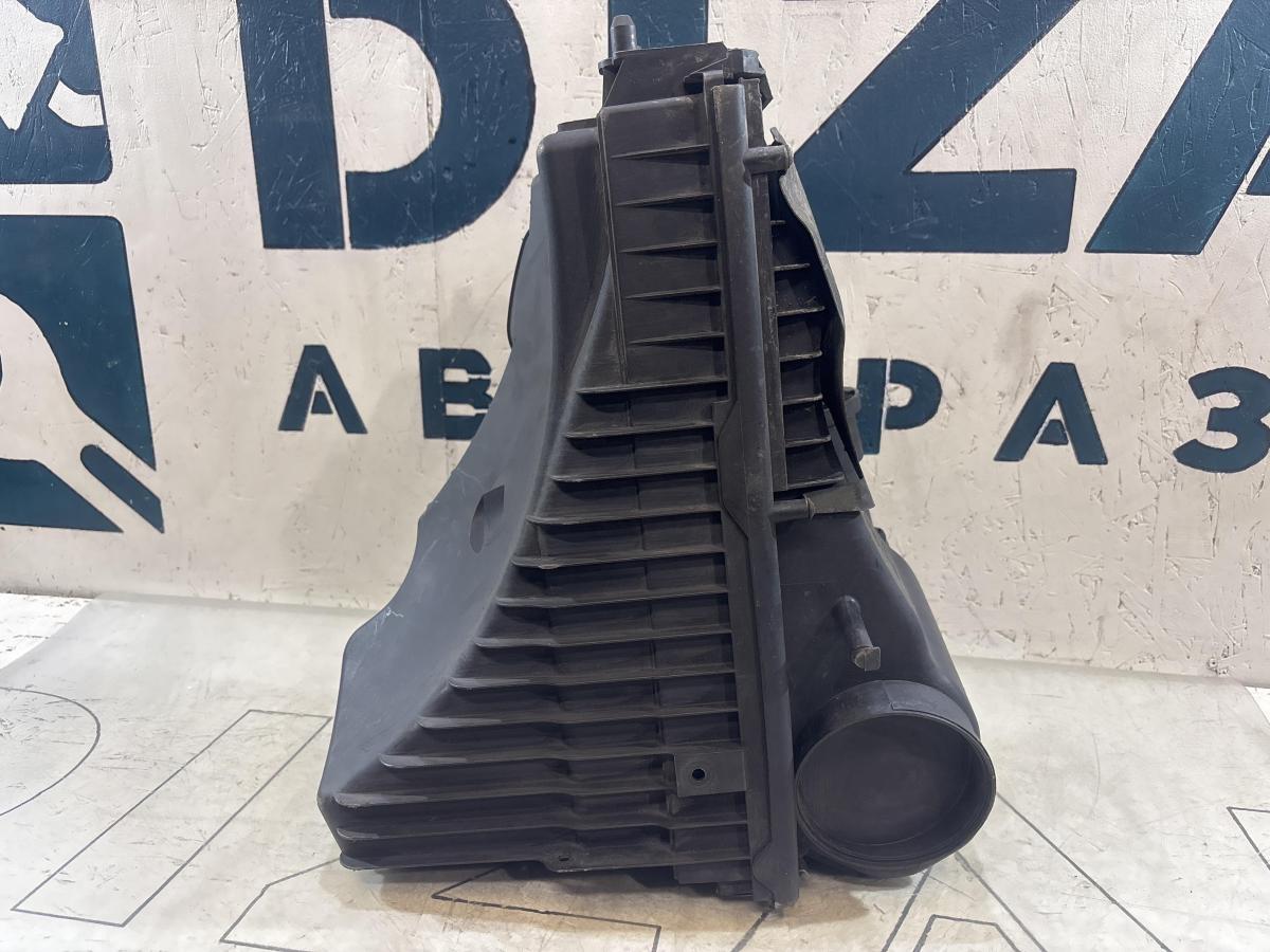 Корпус воздушного фильтра 7L0129607 Volkswagen Touareg I