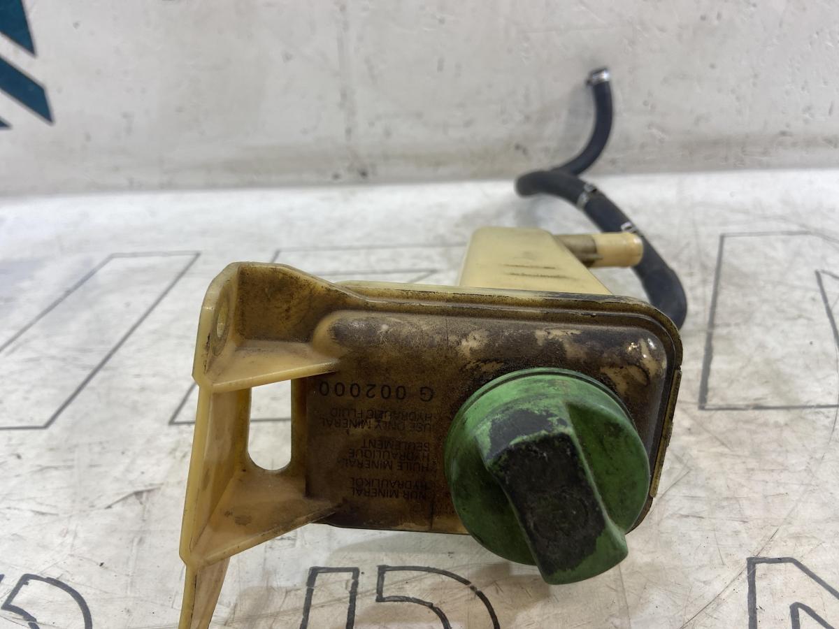 Бачок гидроусилителя 8D0422373J