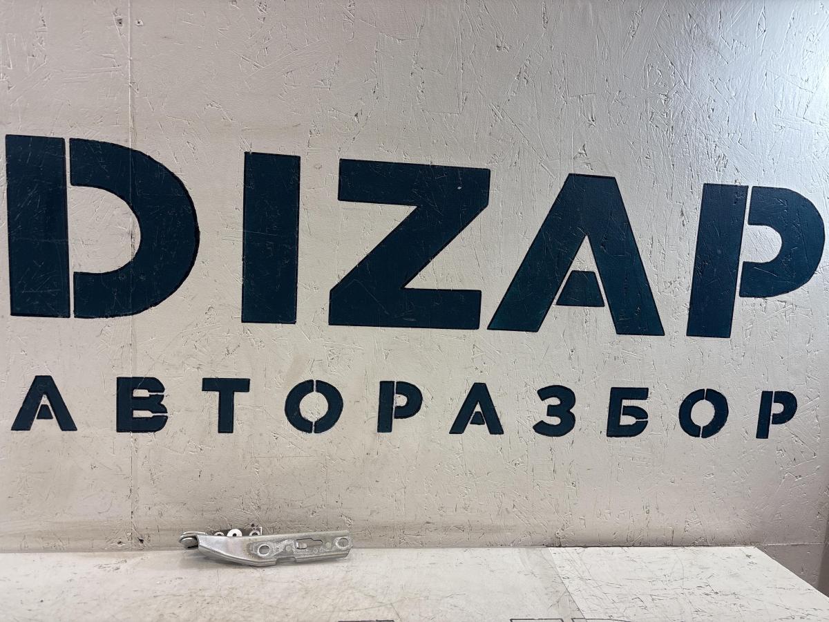 Петля капота левая 8E0823301E Audi A4 B6