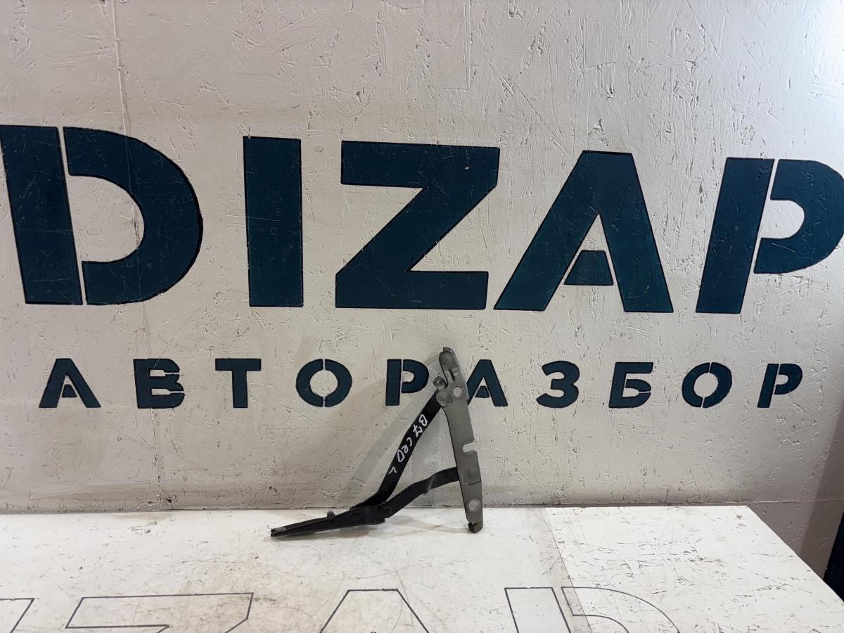 Петля крышки багажника А4 В6 8E5827301C Audi A4 B6 sedan