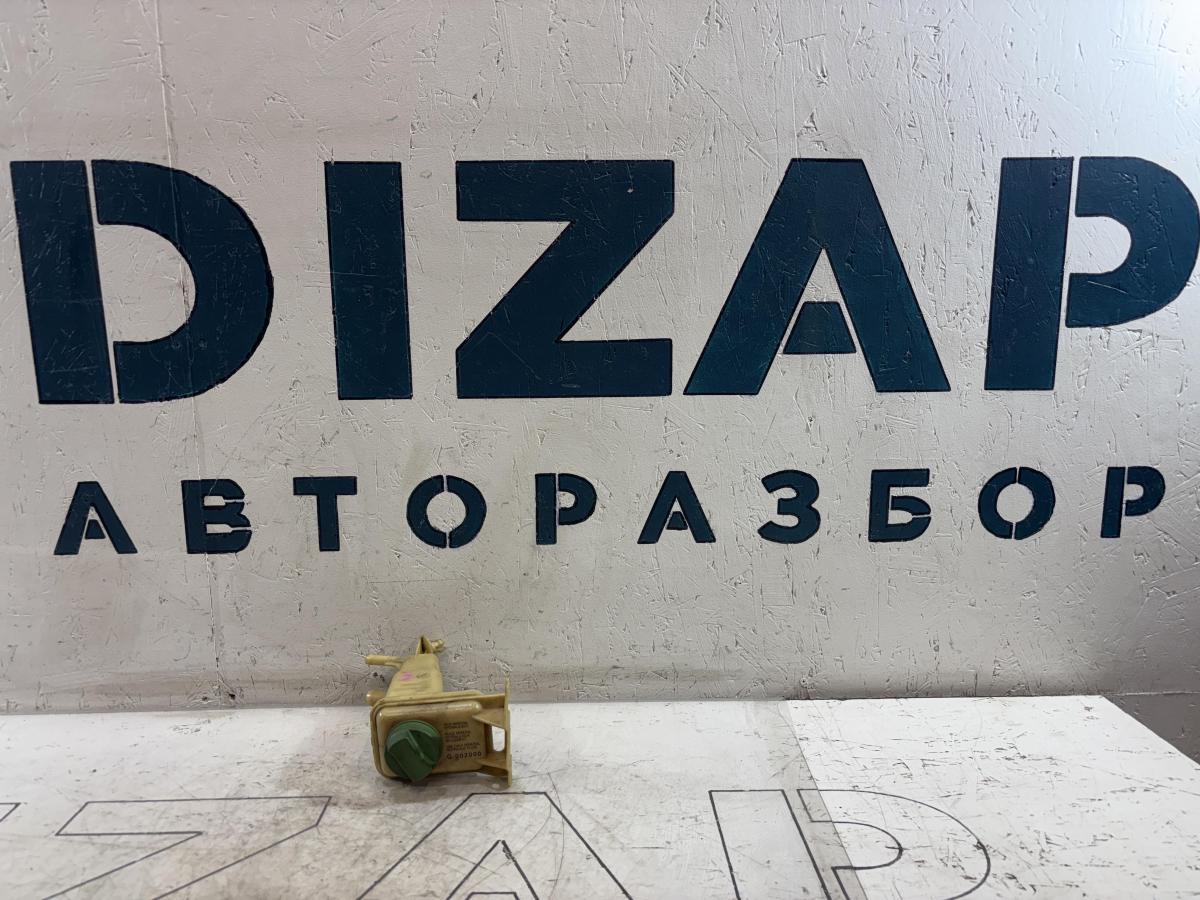 Бачок гидроусилителя 8D0422373C Audi A4 B5
