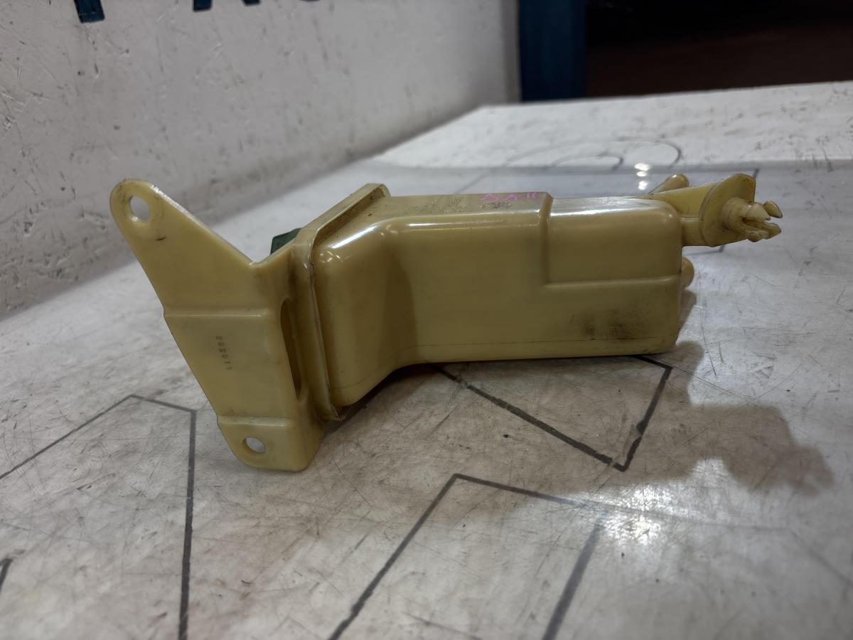 Бачок гидроусилителя 8D0422373C Audi A4 B5