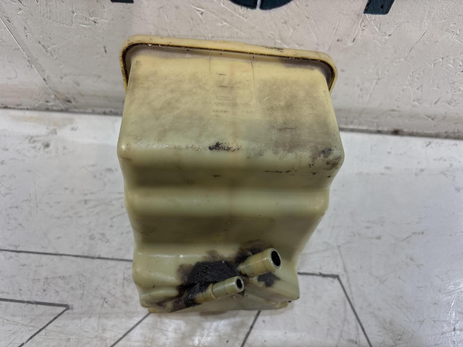 Бачок гидроусилителя 4A0422373C Audi A6 C4