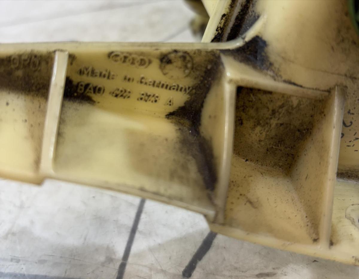 Бачок гидроусилителя руля 8A0422373A Audi 80 B4