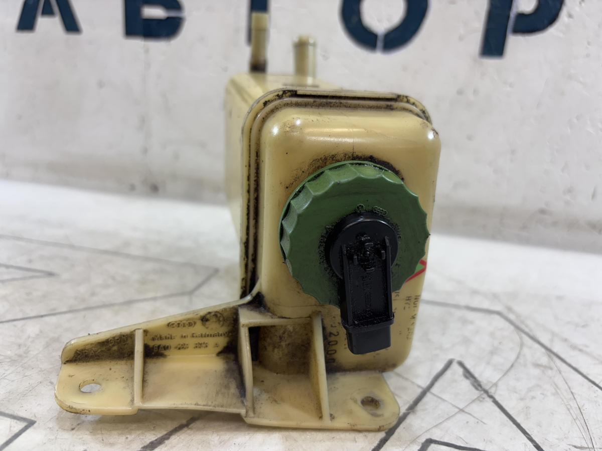 Бачок гидроусилителя руля 8A0422373A Audi 80 B4