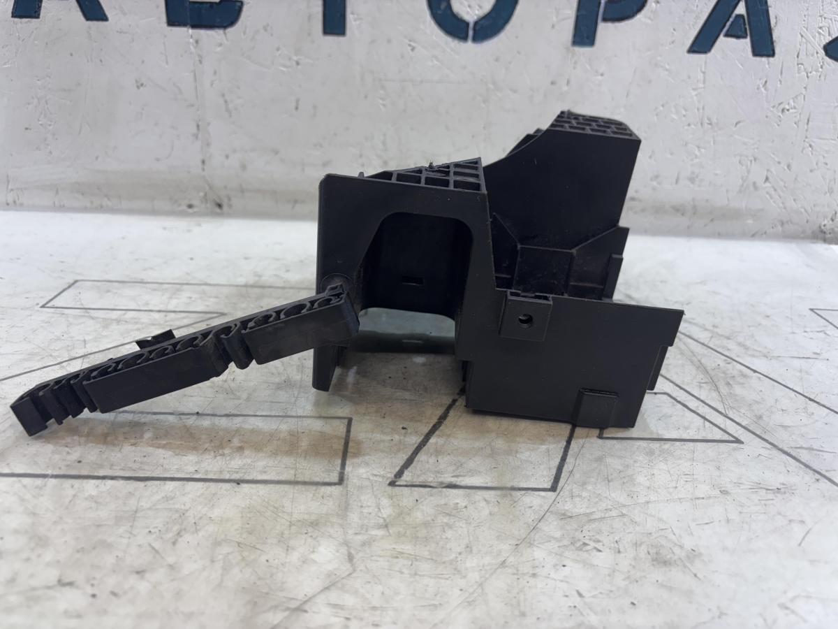 Кроншт. цент. блока электрооб. 1K0907361B Volkswagen Jetta MK5