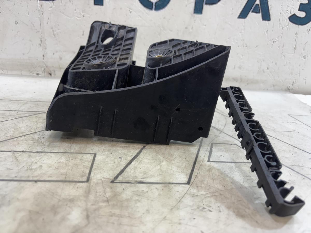 Кроншт. цент. блока электрооб. 1K0907361B Volkswagen Jetta MK5