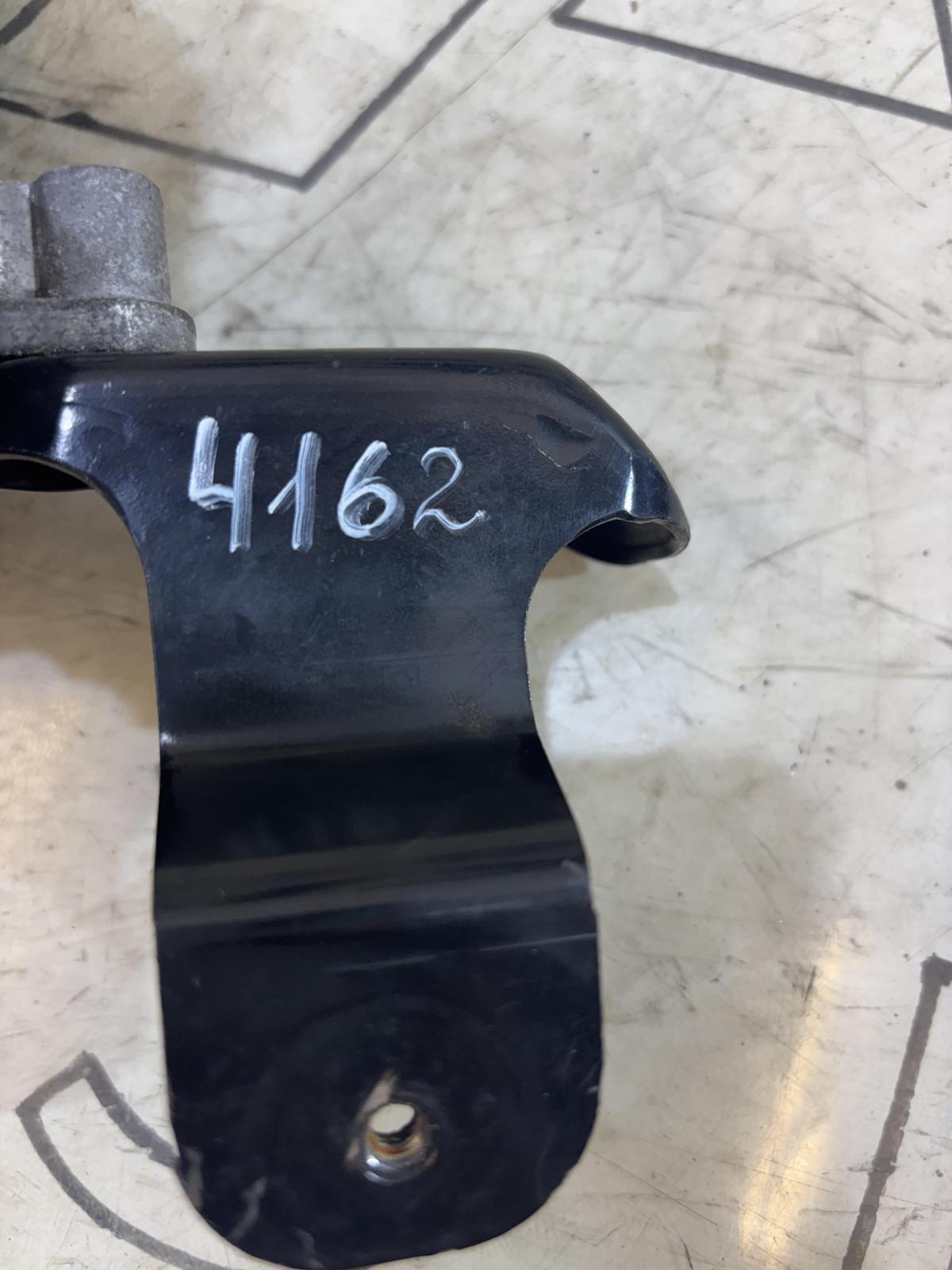 Опора двигателя 1K0199262M Volkswagen Jetta MK5