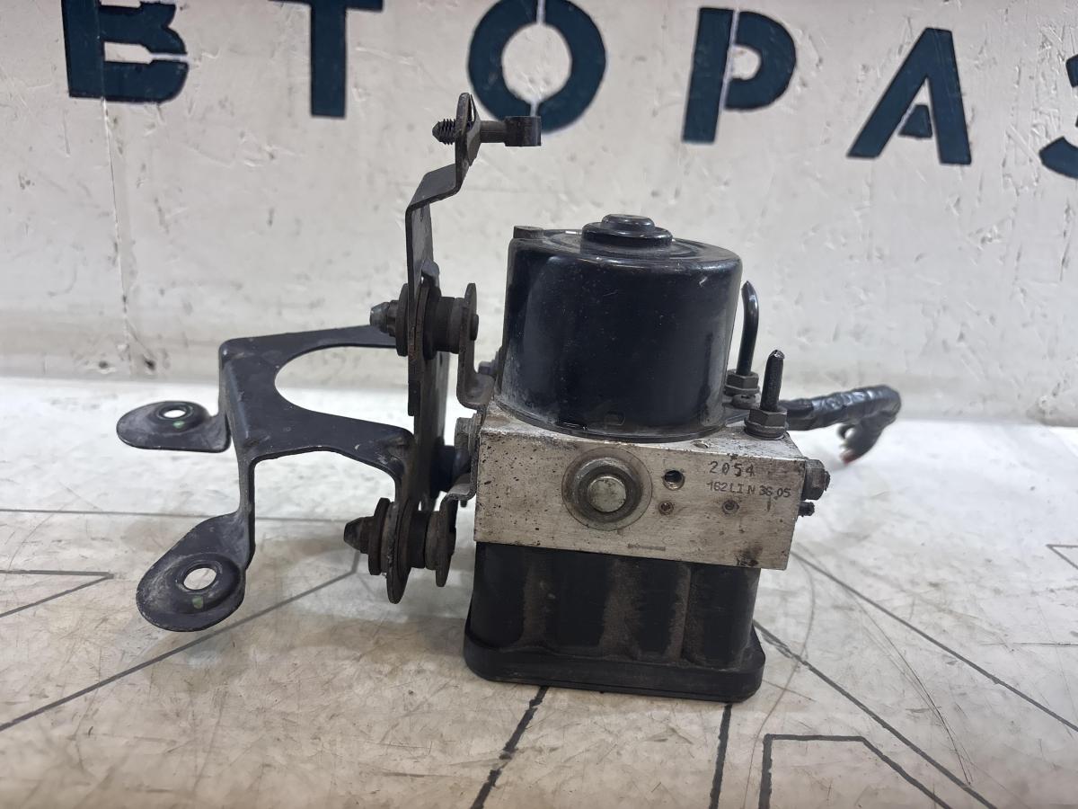 Блок управления ABS 1K0907379AA Volkswagen Jetta MK5