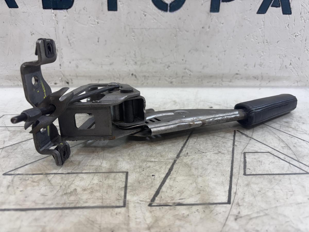 Рычаг ручного тормоза 1Z2711303A Skoda Octavia 2