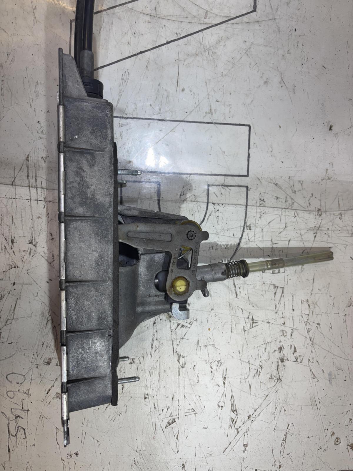 Кулиса (селектор) 1K0711049AT