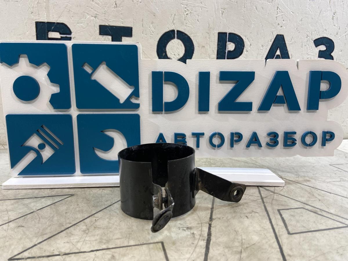 Хомут крепления топливного фильтра 4A0201671 Audi A6 C4