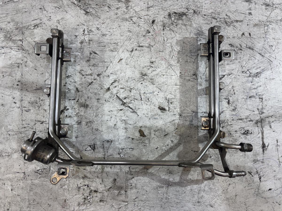 Топливная рампа 078133681R 